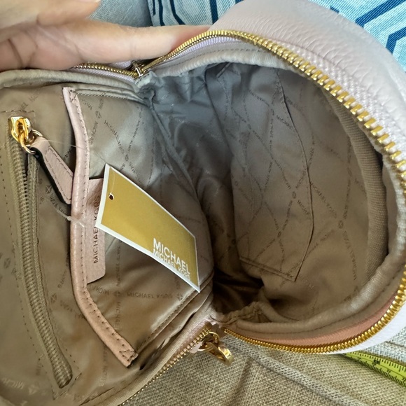 Michael Kors mini bag pink NWT - Picture 3 of 16